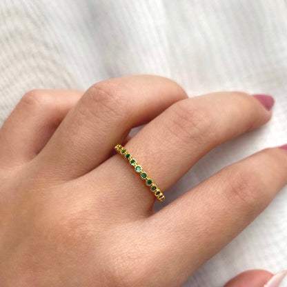 Anillo con Zirconias Verde