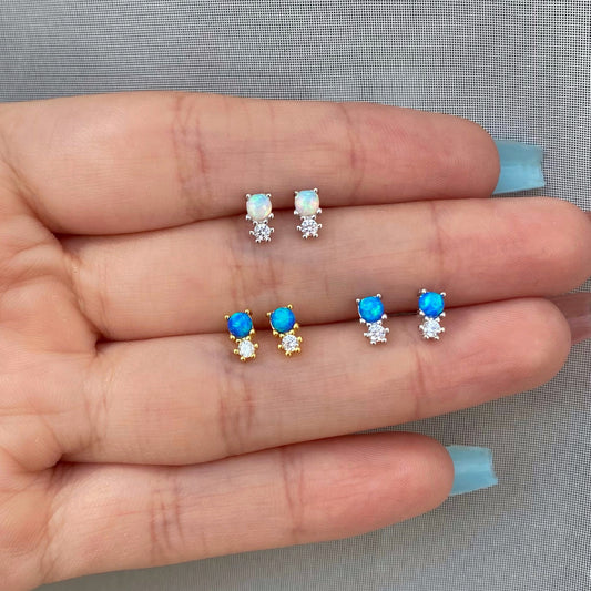 Opal Studs con Zirconia